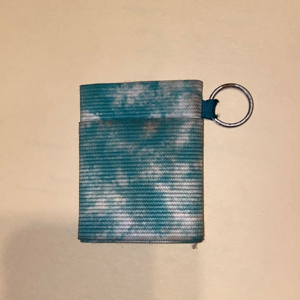 thread wallet - Picture 2 of 3